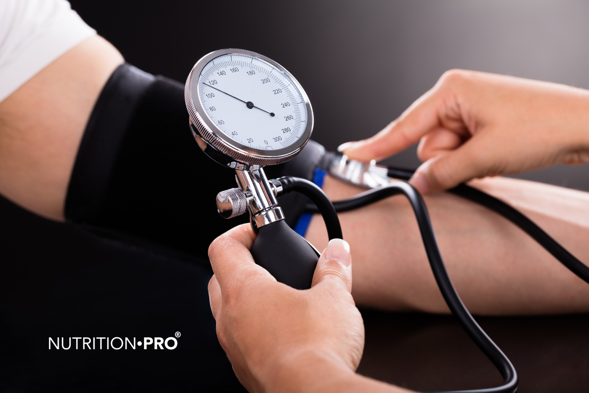 Aubépine, tension et palpitations : 7 vérités scientifiques