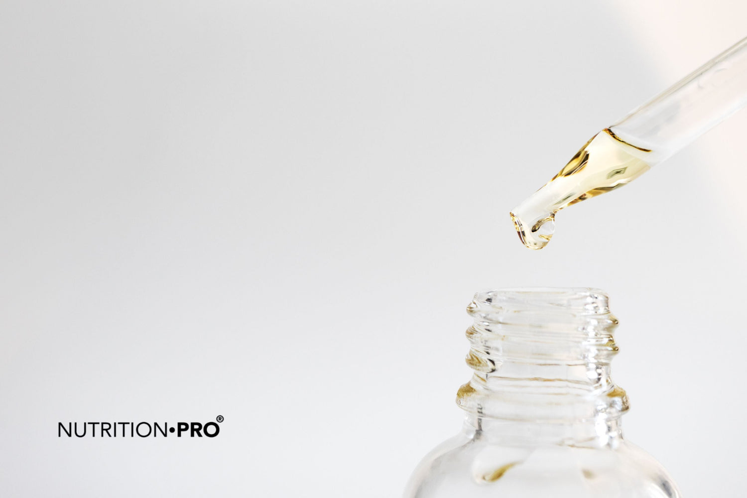 Rétinol oral ou crème : lequel choisir, et pour quoi faire