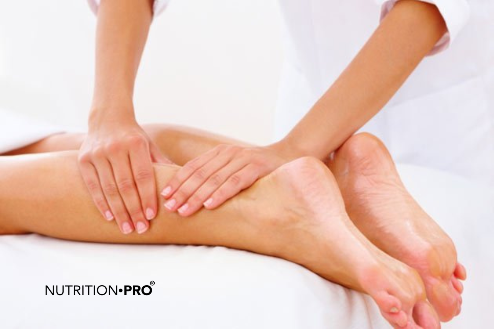 Jambes lourdes : 10 remèdes naturels validés par la science