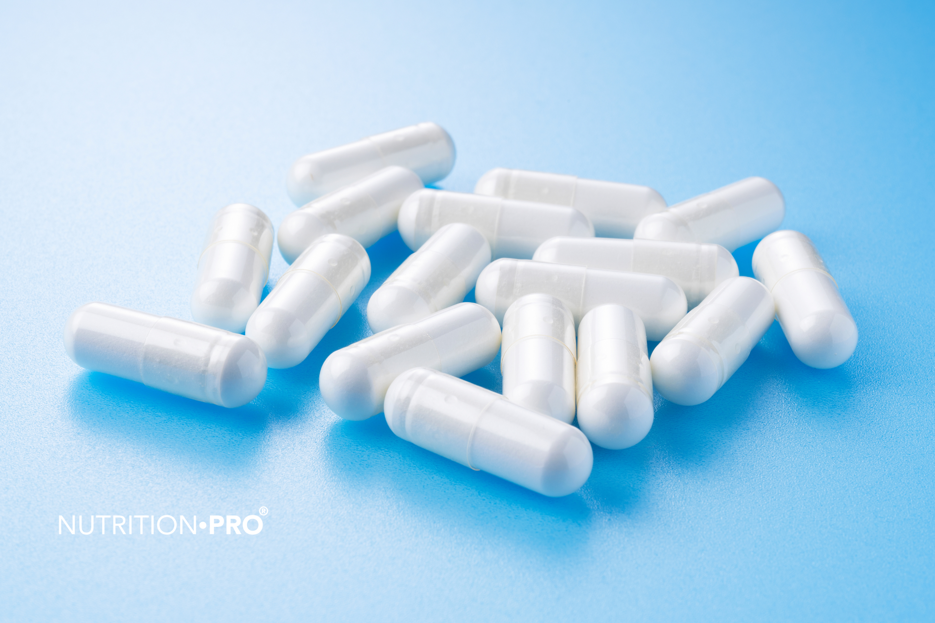 Vitamine B3 (niacine, niacinamide) : bienfaits, peau, dangers et dosage (le guide complet 2026)